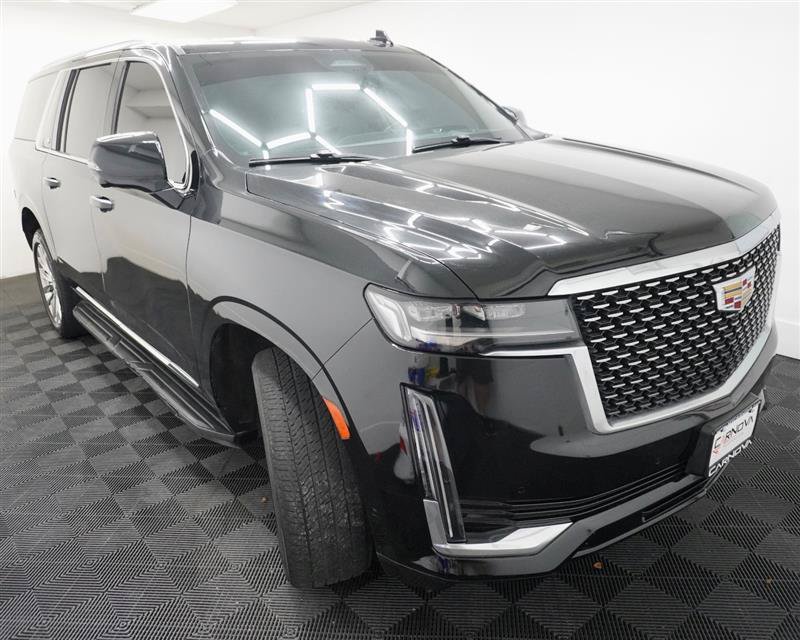 Used 2022 Cadillac Escalade ESV Premium Luxury AWD/4WD image 12
