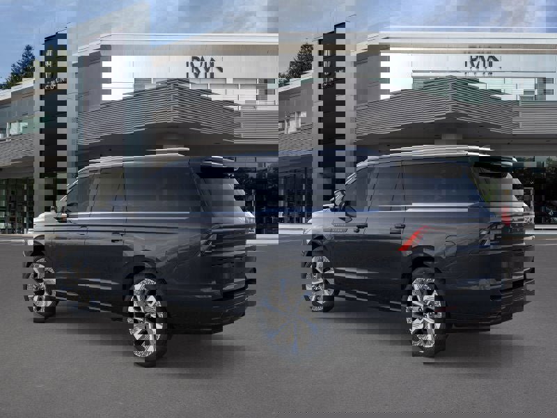 New 2026 Lincoln Navigator L Black Label image 4