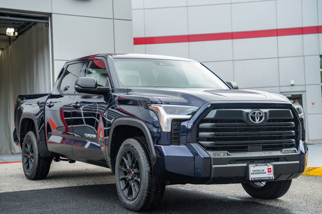 New 2026 Toyota Tundra SR5