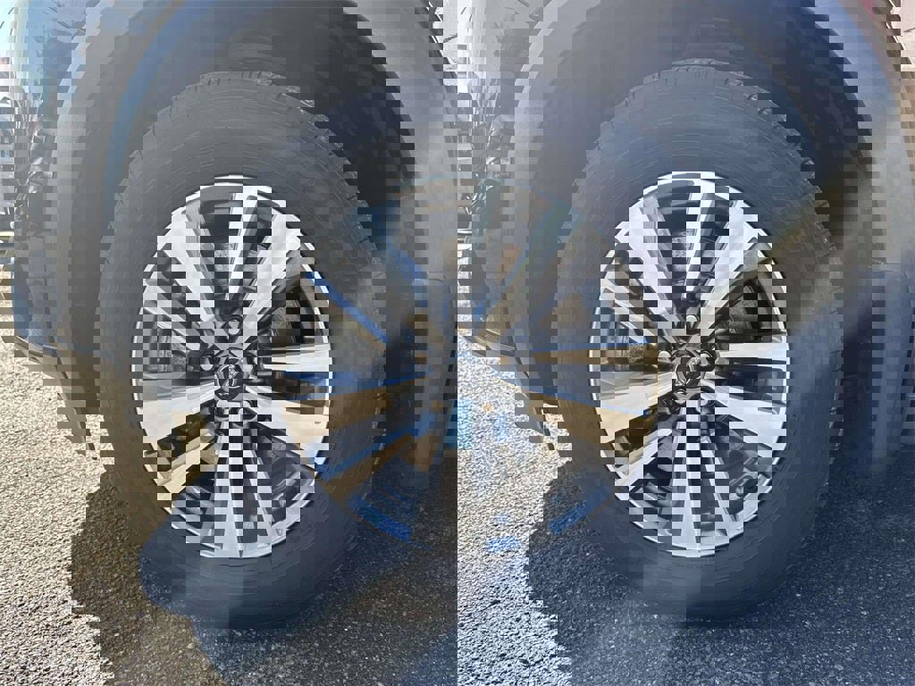 Used 2022 Nissan Pathfinder SL w/ Cargo Package image 9