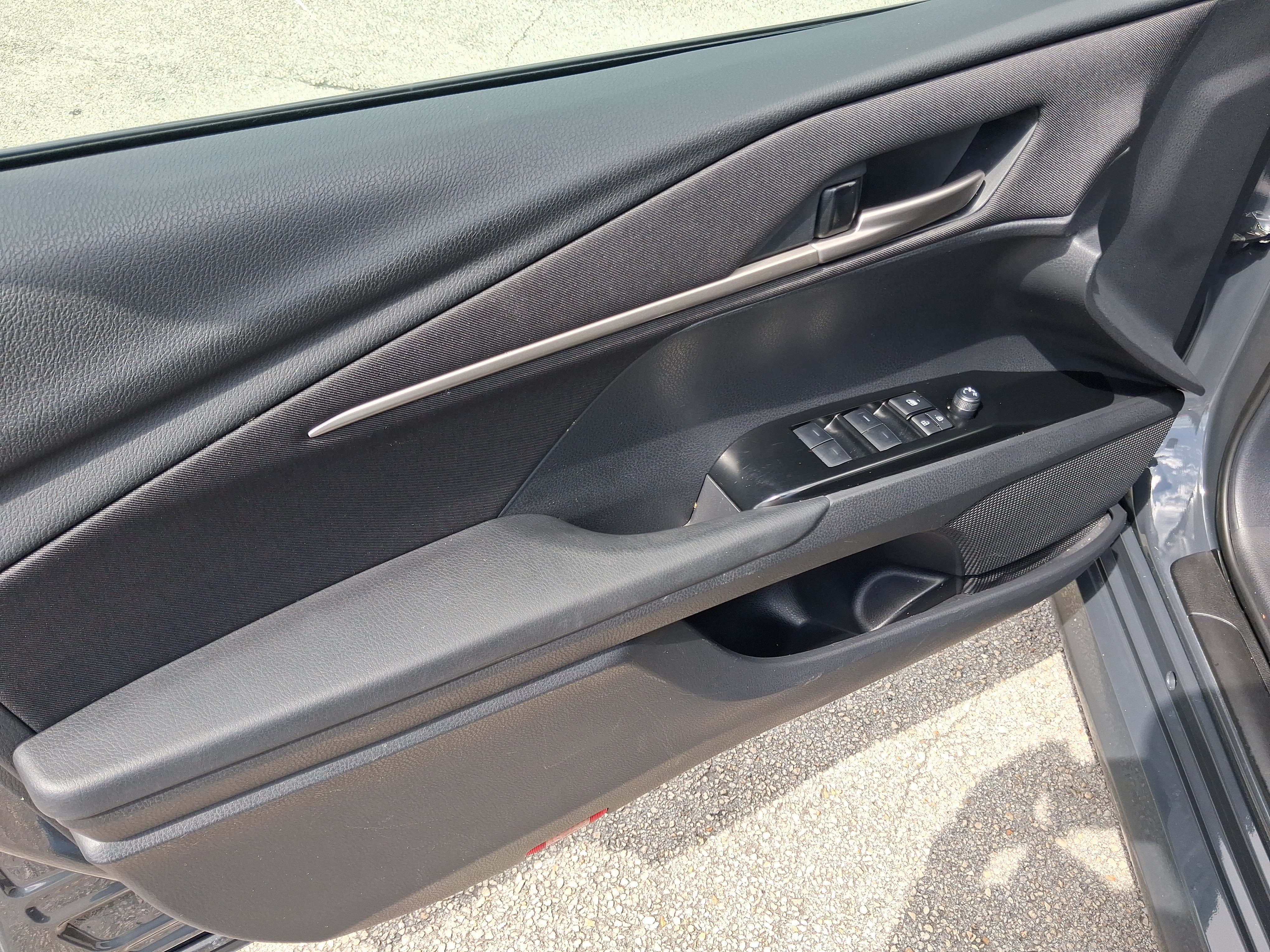 Used 2026 Toyota Camry LE FWD image 13