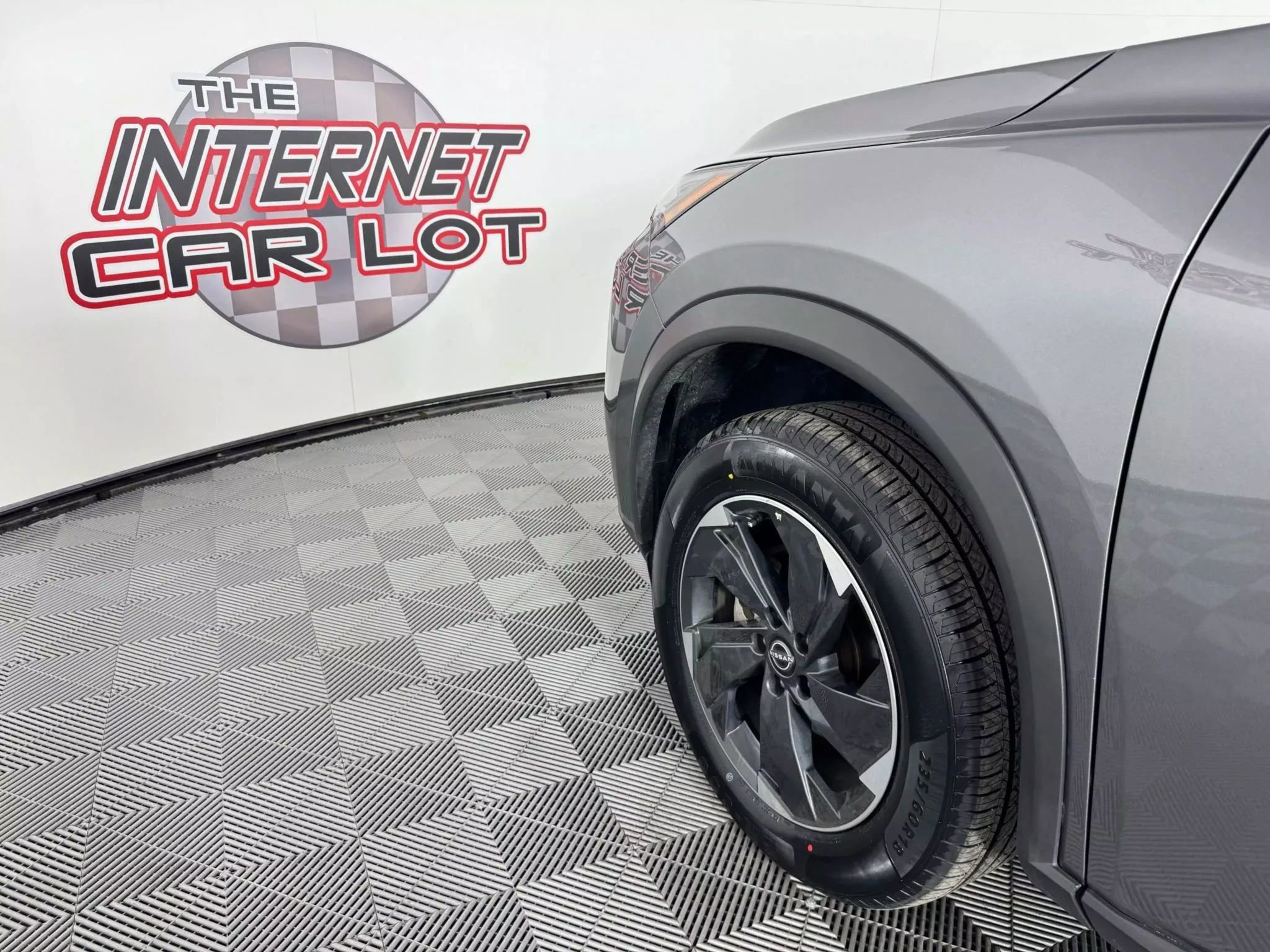 Used 2024 Nissan Rogue SV AWD/4WD image 24