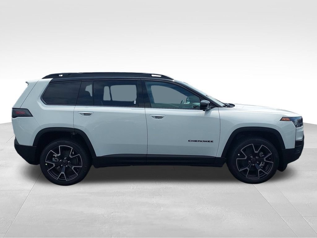 New 2026 Jeep Cherokee Overland w/ Trailer Tow Group AWD/4WD image 6