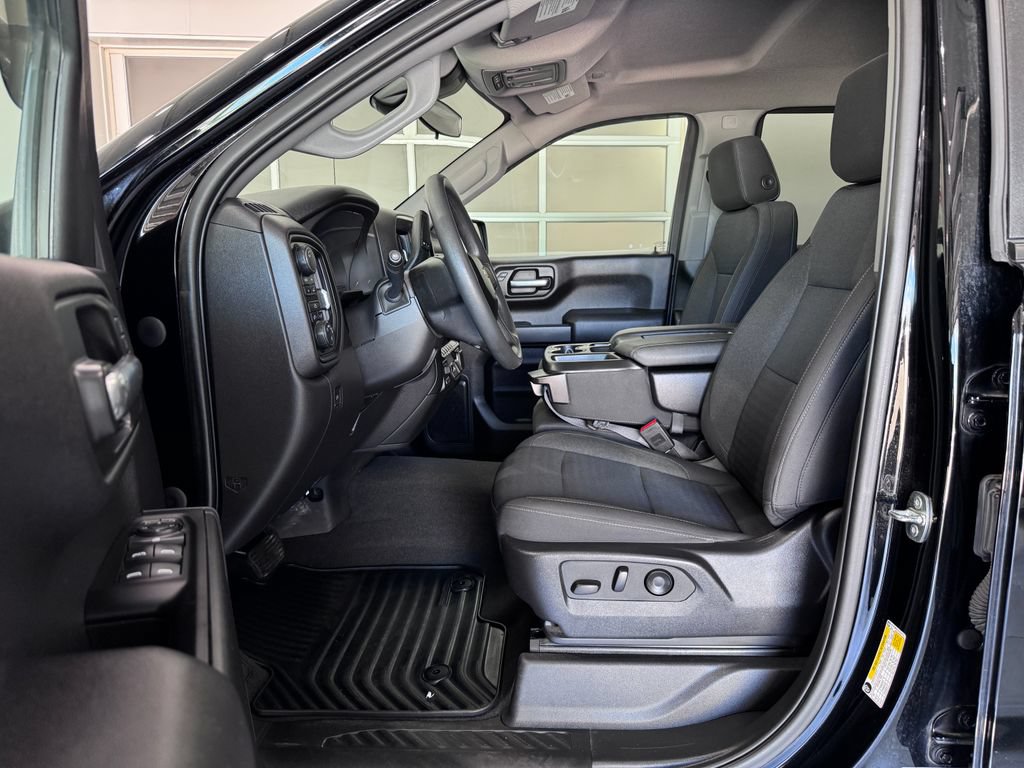 Certified 2023 Chevrolet Silverado 1500 Custom AWD/4WD image 11