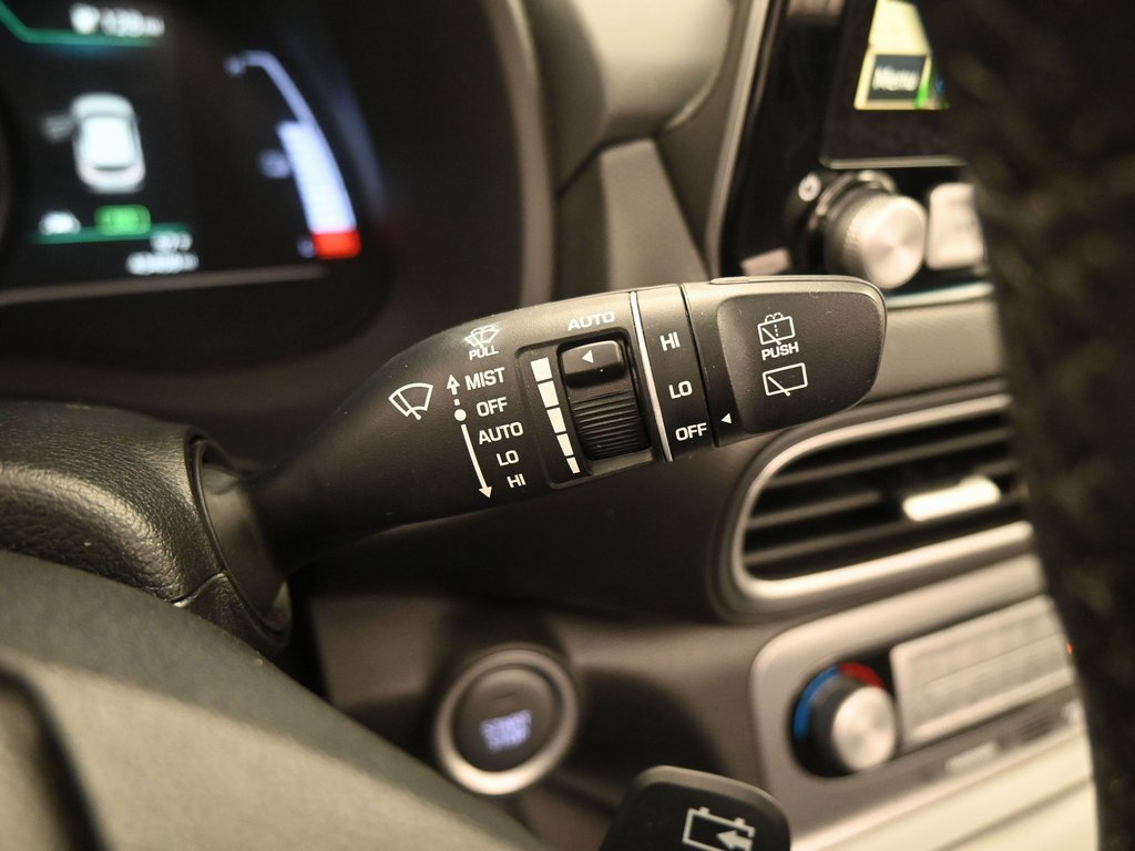 Used 2020 Hyundai Kona Ultimate w/ Cargo Package image 21