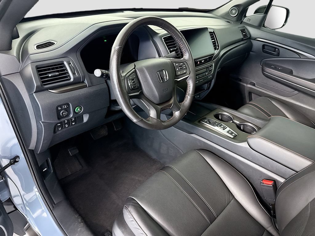Certified 2025 Honda Ridgeline TrailSport image 9