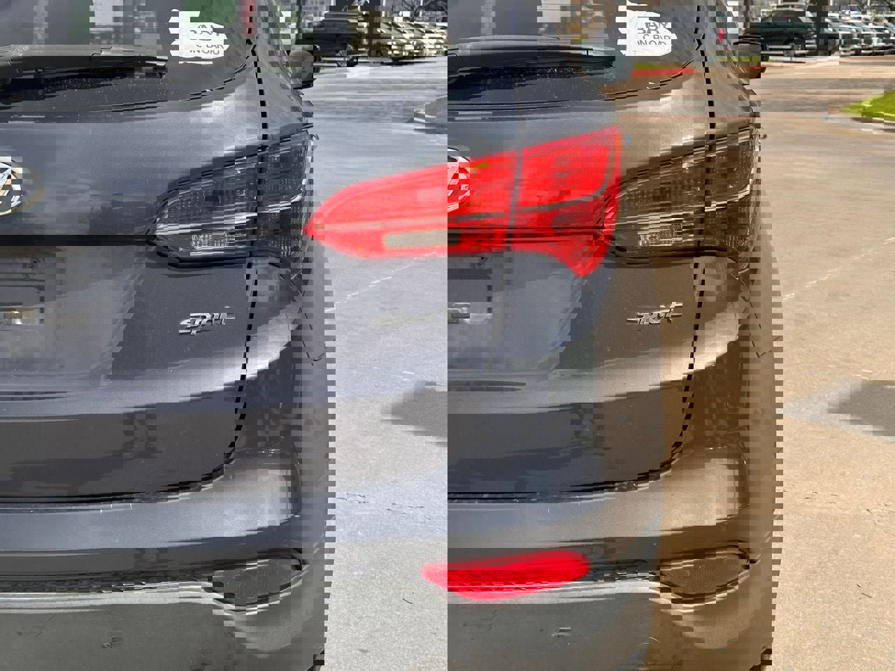 Used 2016 Hyundai Santa Fe Sport image 15