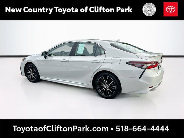 Certified 2024 Toyota Camry SE w/ Cold Weather Package AWD/4WD image 5
