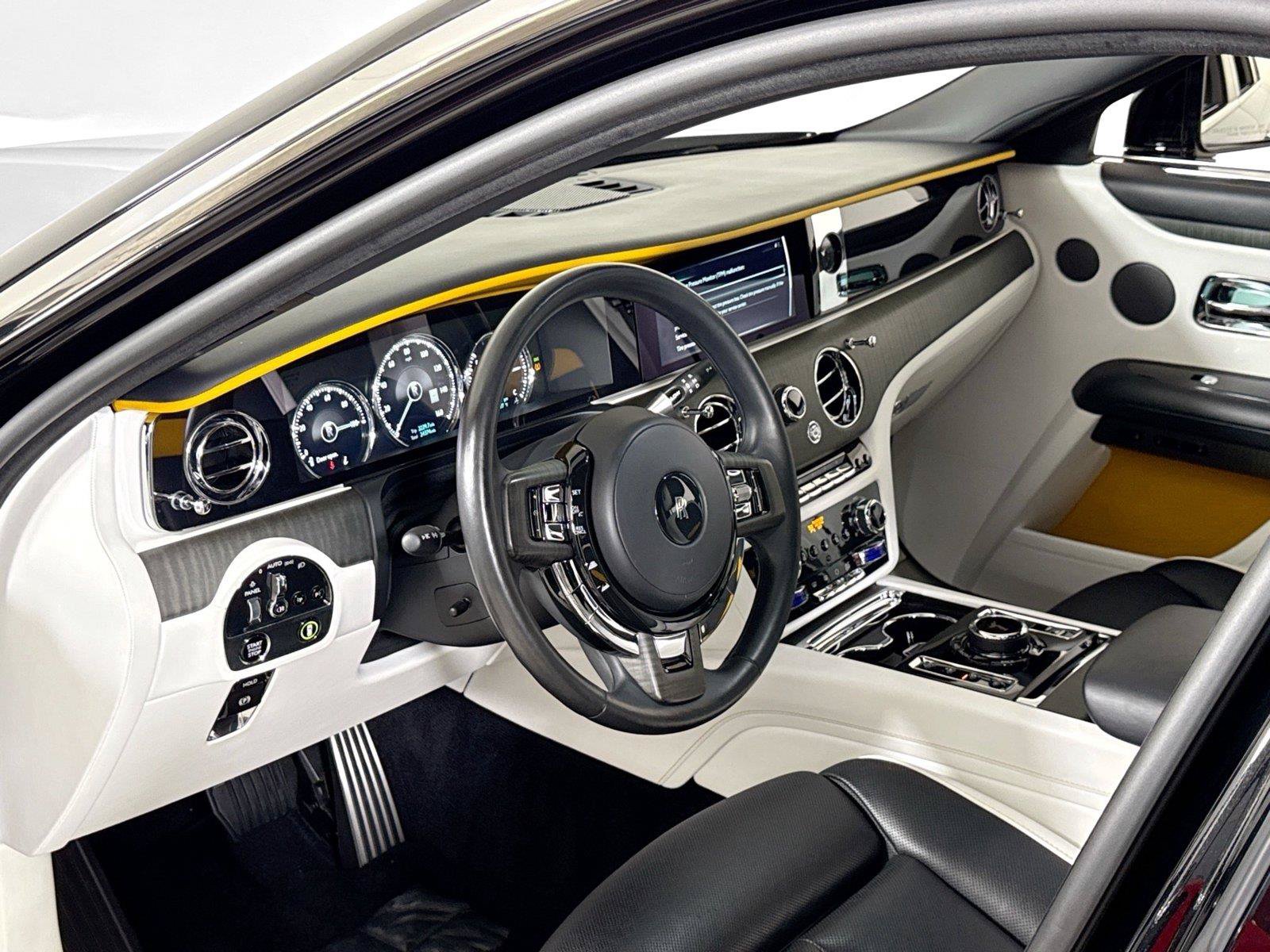 Used 2021 Rolls-Royce Ghost AWD/4WD image 17