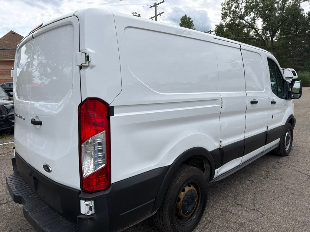 Used 2019 Ford Transit 150 130 Low Roof w/ Interior Upgrade Package RWD image 5