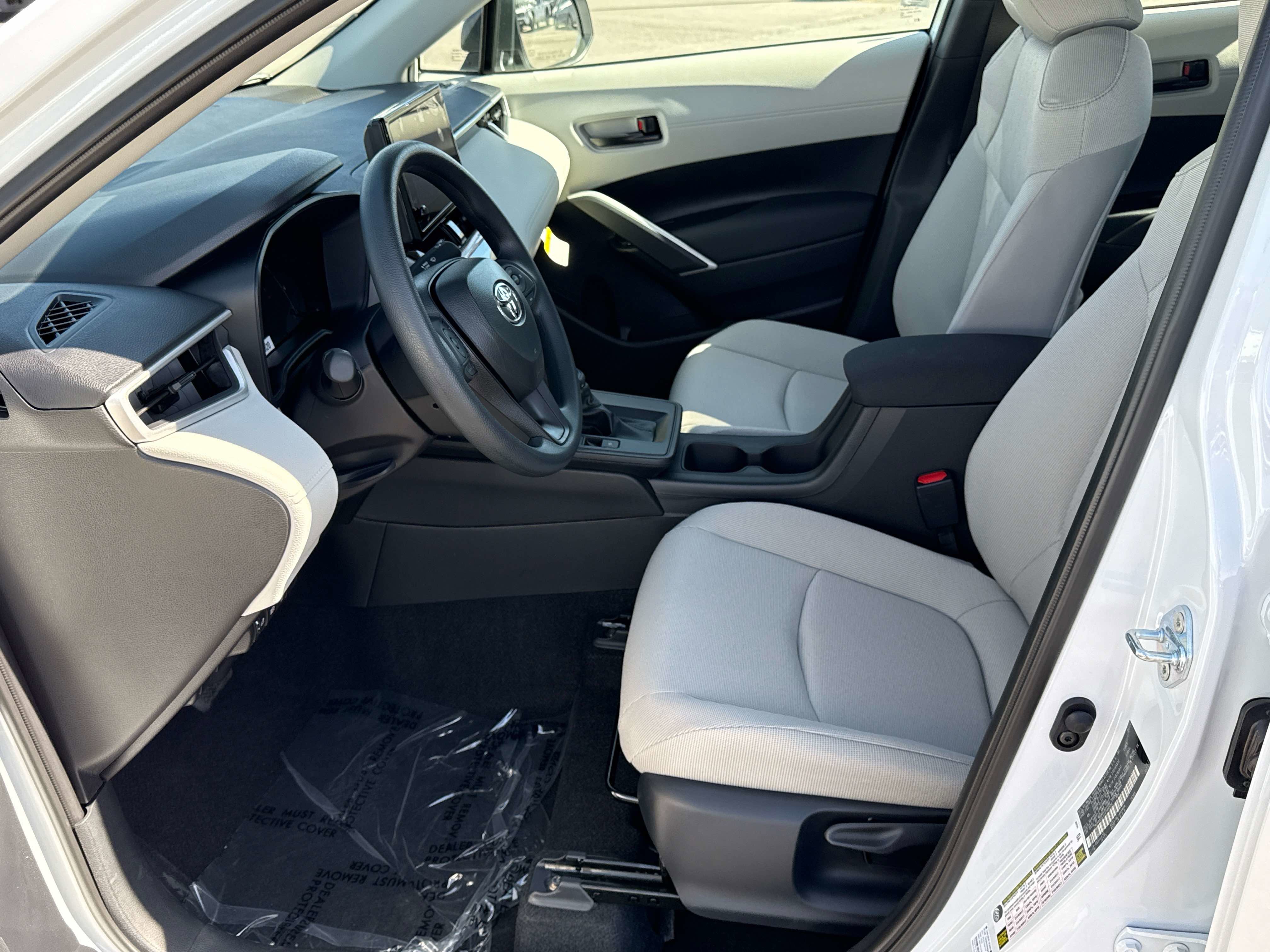 New 2026 Toyota Corolla Cross L image 8