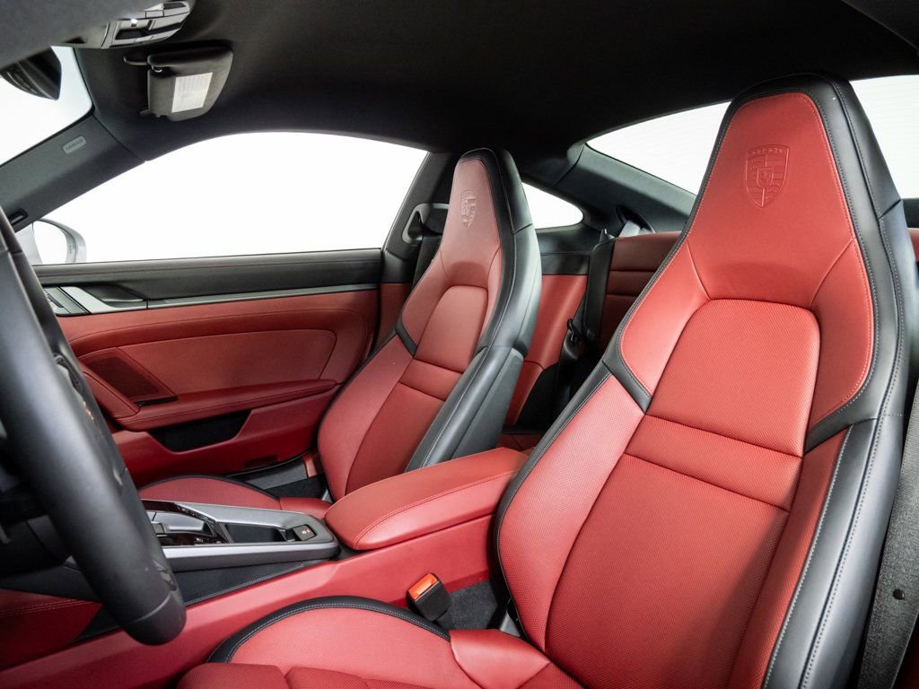 Certified 2025 Porsche 911 Carrera w/ Premium Package image 5