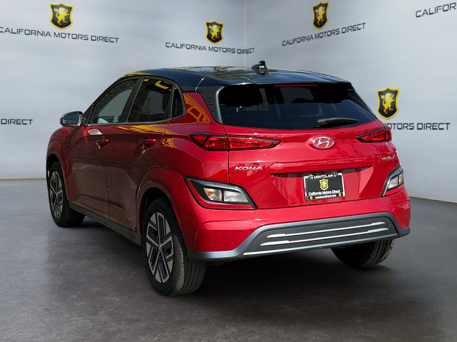 Used 2022 Hyundai Kona SEL w/ Cargo Package image 3