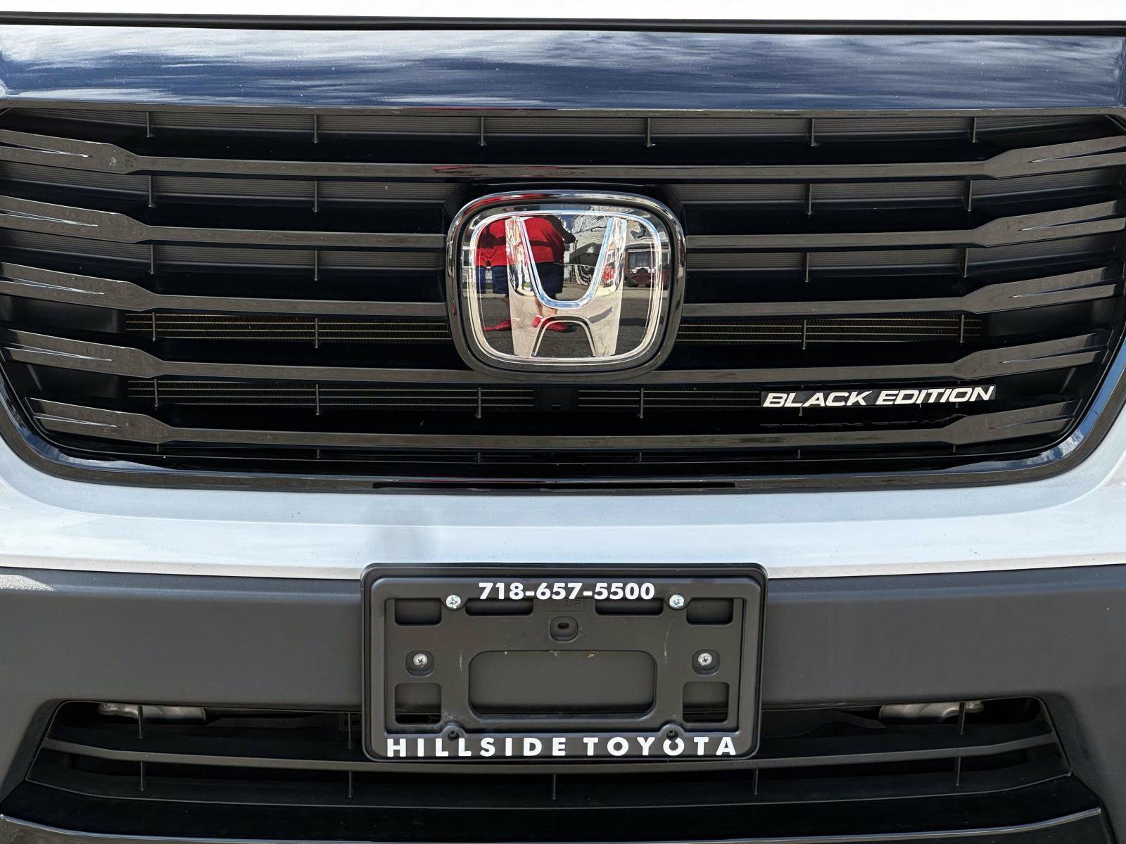 Used 2024 Honda Passport Black Edition image 9