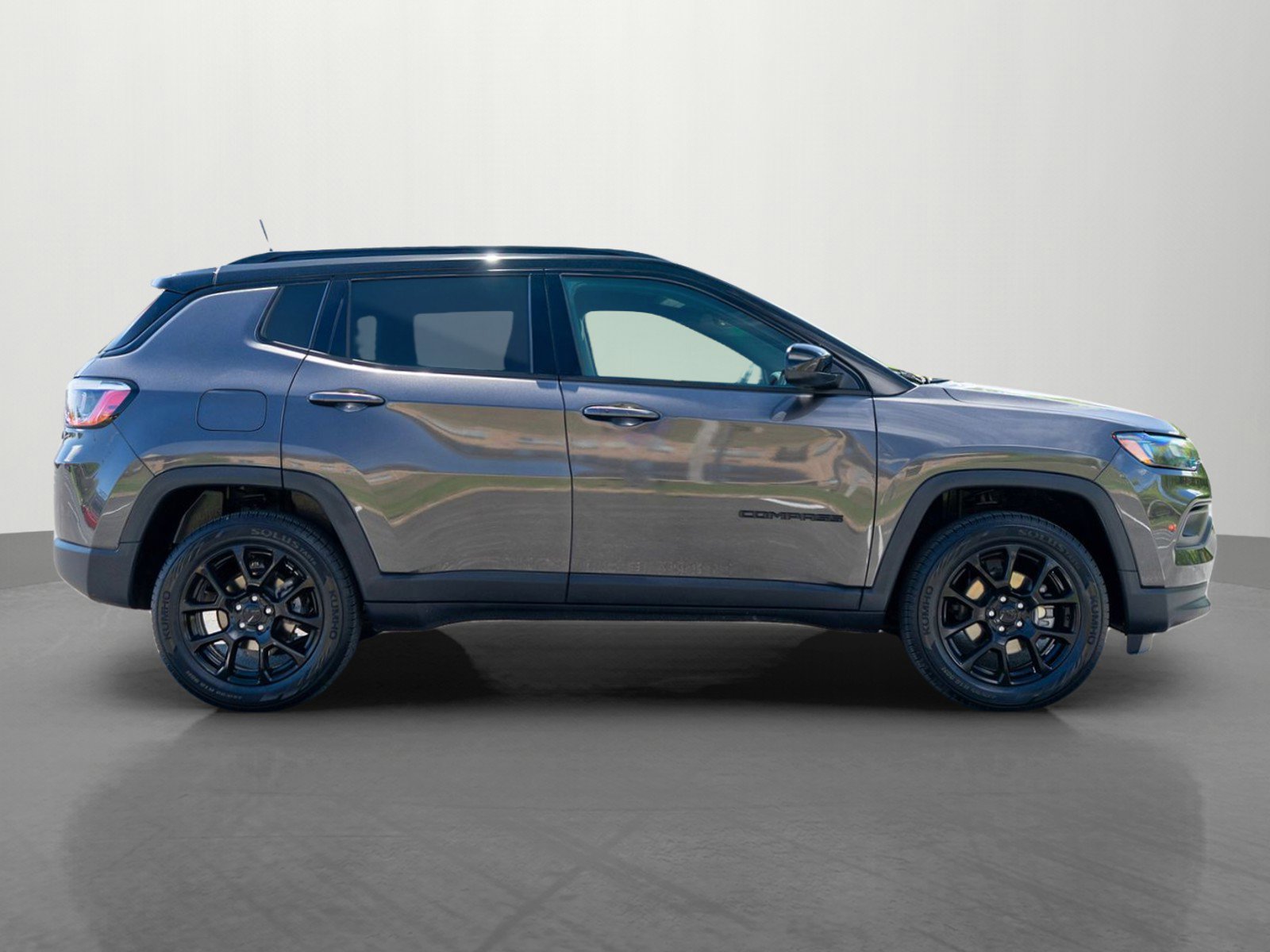 Used 2022 Jeep Compass Latitude w/ Convenience Group AWD/4WD image 8