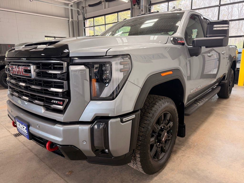 Used 2024 GMC Sierra 3500 AT4 w/ AT4 Premium Plus Package image 4