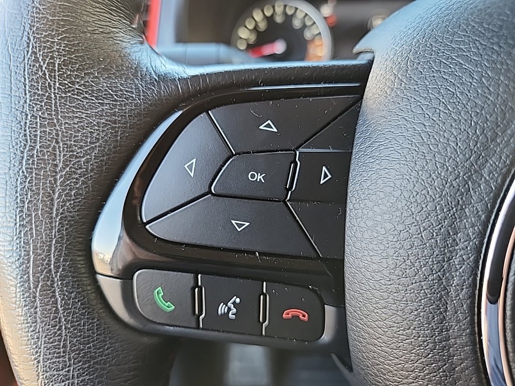 Used 2022 Jeep Renegade Trailhawk AWD/4WD image 15
