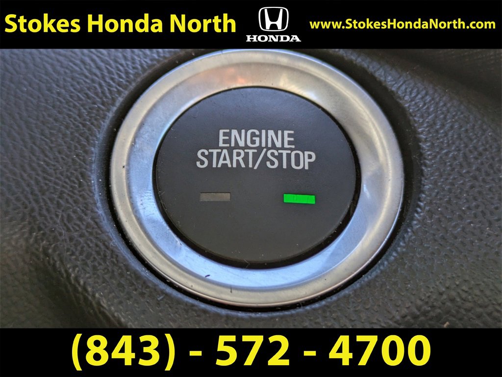 Used 2023 Chevrolet Equinox RS w/ RS Leather Package image 34