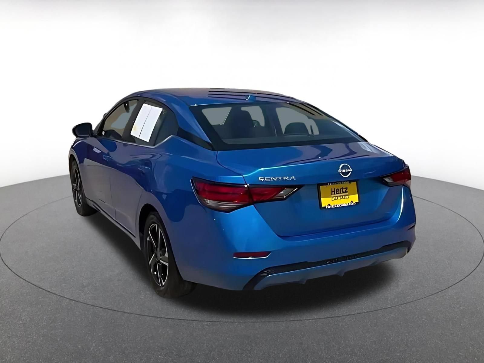 Used 2025 Nissan Sentra SV FWD image 11