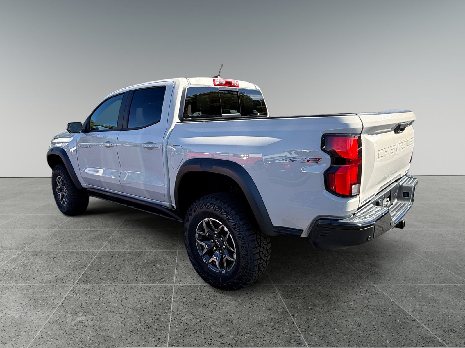 New 2026 Chevrolet Colorado ZR2 w/ Technology Package AWD/4WD image 3