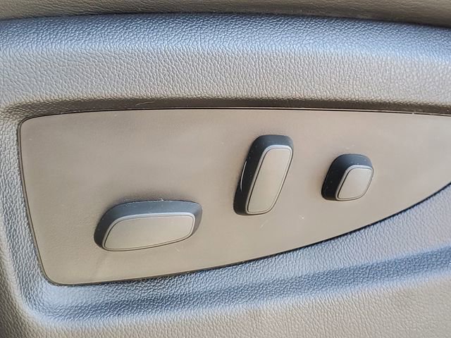 Used 2015 GMC Sierra 1500 Denali w/ Driver Alert Package image 10