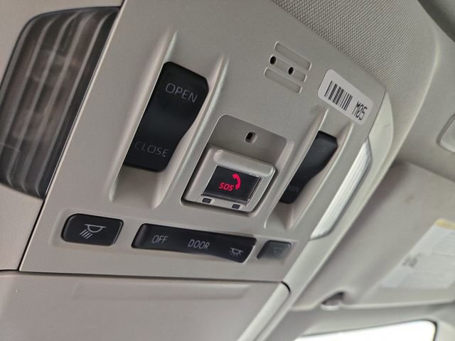 Used 2023 Toyota Highlander Bronze Edition image 31