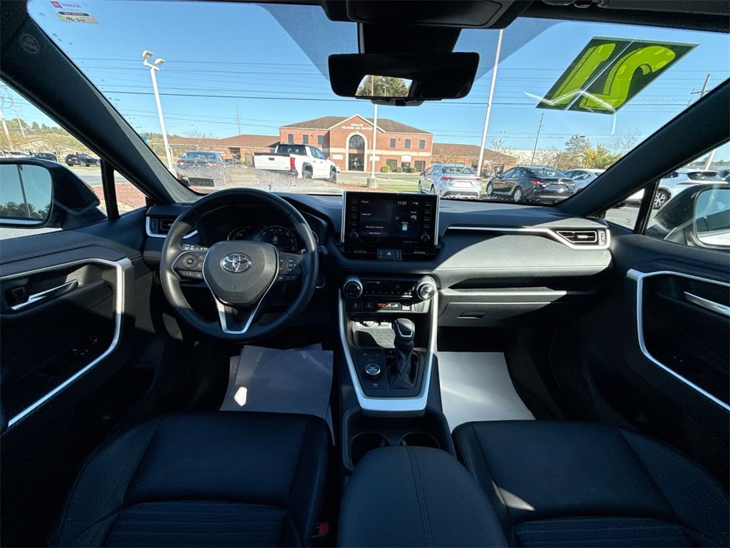 Used 2021 Toyota RAV4 XSE image 10