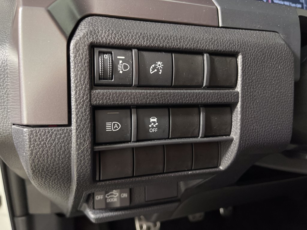 Certified 2025 Toyota Tacoma TRD Sport AWD/4WD image 27