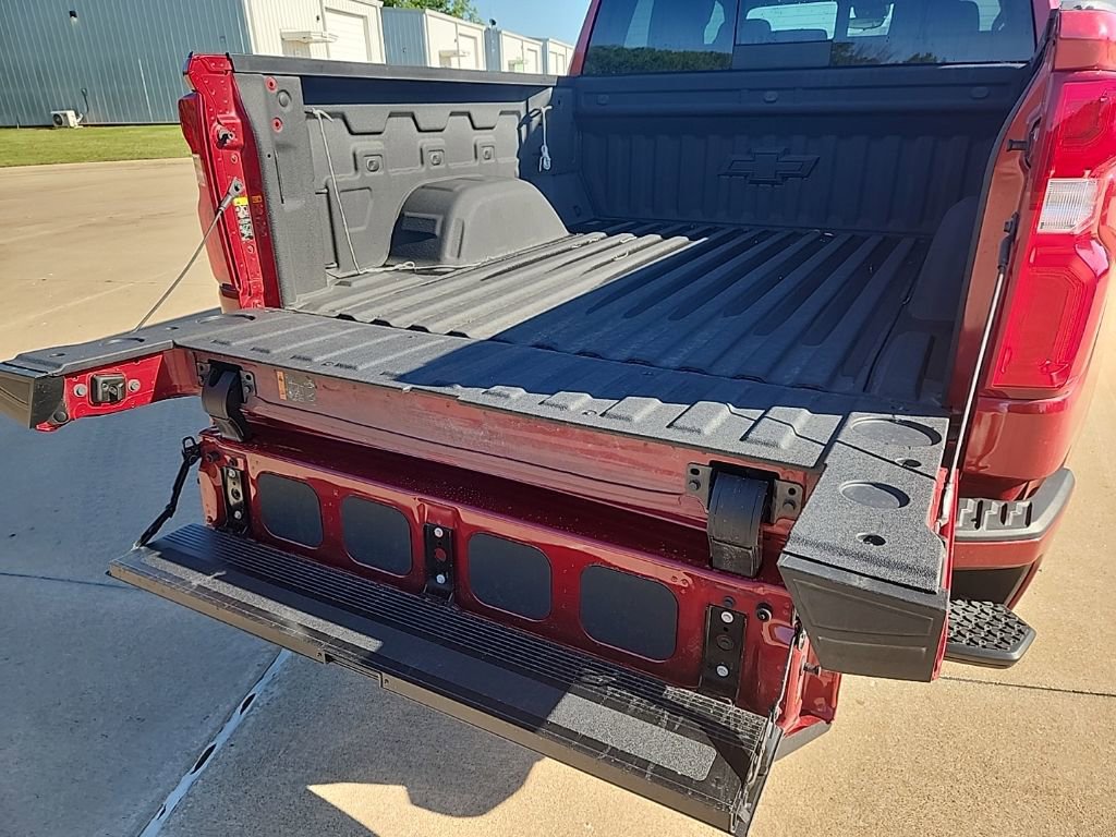 Used 2025 Chevrolet Silverado 1500 High Country w/ Technology Package RWD image 15