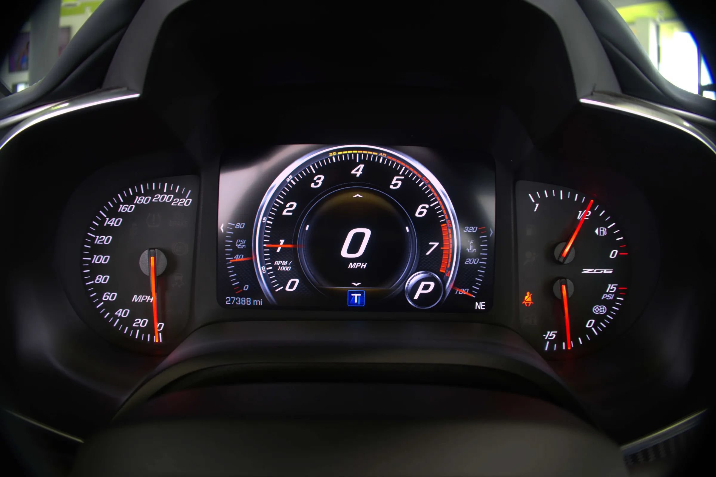 Used 2017 Chevrolet Corvette Z06 RWD image 27