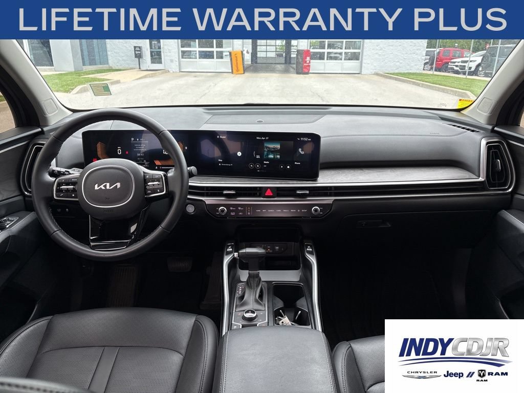 Used 2025 Kia Sorento X-Line EX AWD/4WD image 10