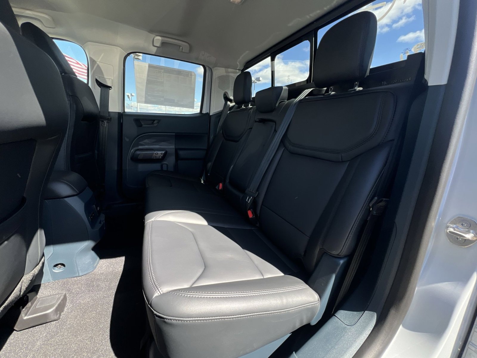 New 2026 Ford Maverick Lariat w/ Black Appearance Package AWD/4WD image 24