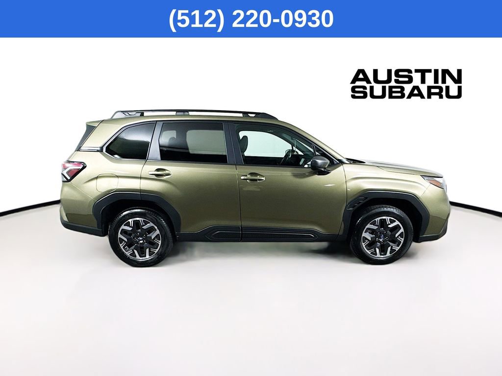 Used 2026 Subaru Forester Premium AWD/4WD image 9