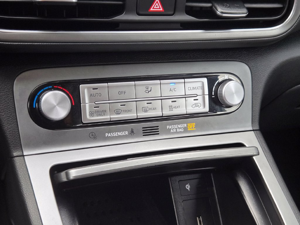 Used 2023 Hyundai Kona SEL FWD image 22