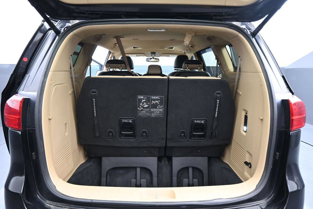 Used 2016 Kia Sedona EX FWD image 28