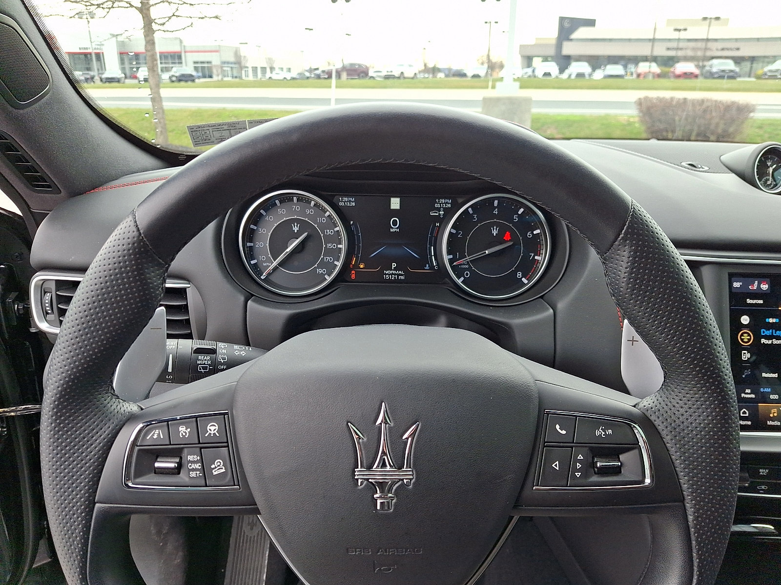 Used 2024 Maserati Levante GT Ultima image 20