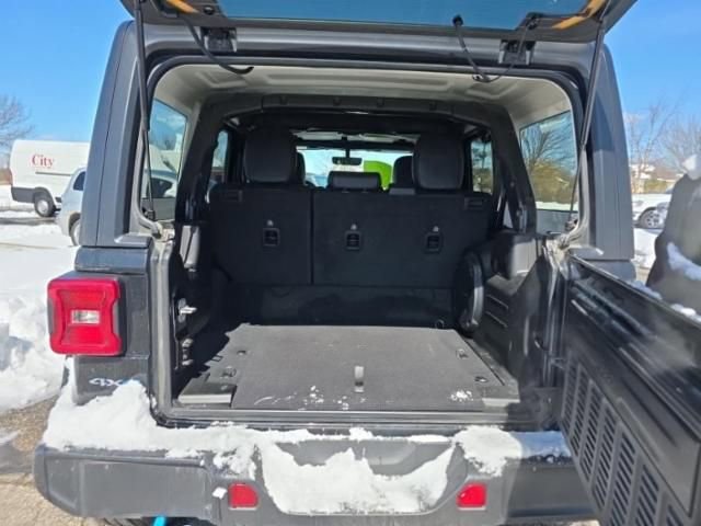 Used 2023 Jeep Wrangler Sahara 4xe w/ Cold Weather Group image 13