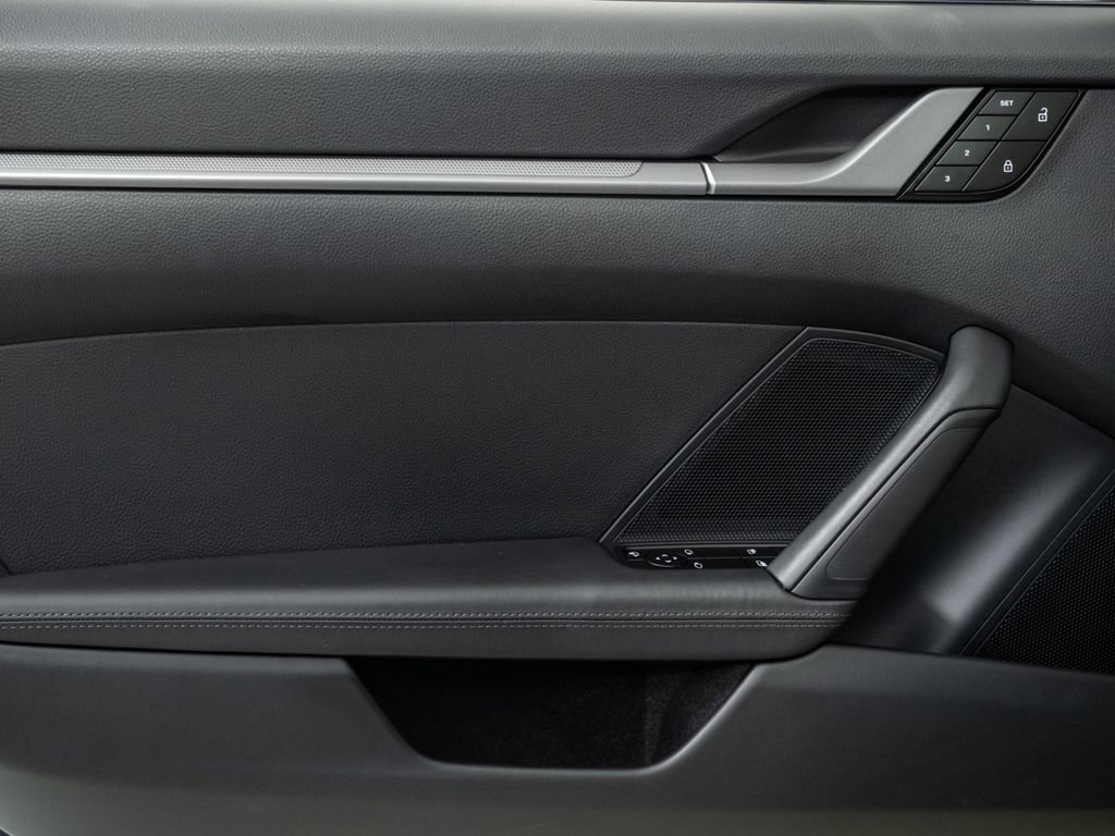 Certified 2024 Porsche 911 Carrera RWD image 6