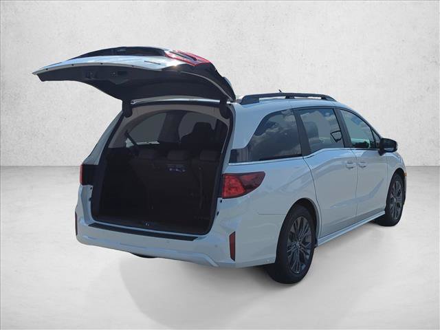 New 2027 Honda Odyssey Touring image 8