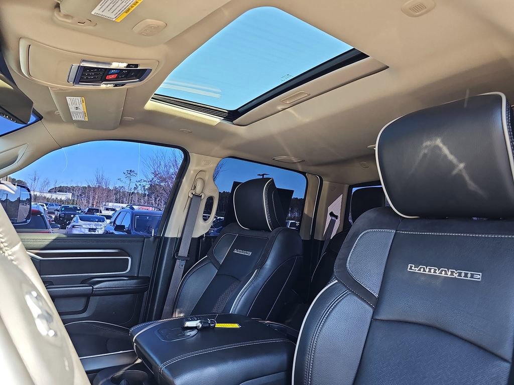 Used 2022 RAM 3500 Laramie image 33