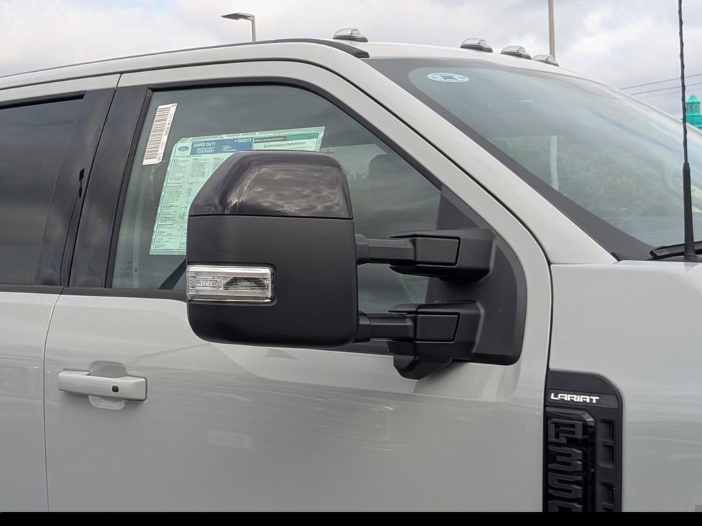 New 2025 Ford F350 Lariat w/ Lariat Ultimate Package image 12
