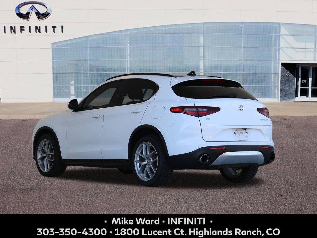 Used 2019 Alfa Romeo Stelvio Ti Sport w/ Quick Order Package 22S Sport AWD/4WD image 3