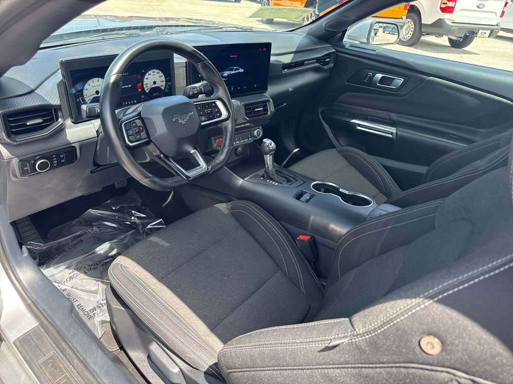 Used 2024 Ford Mustang GT RWD image 6