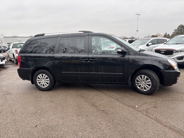 Used 2014 Kia Sedona LX image 4