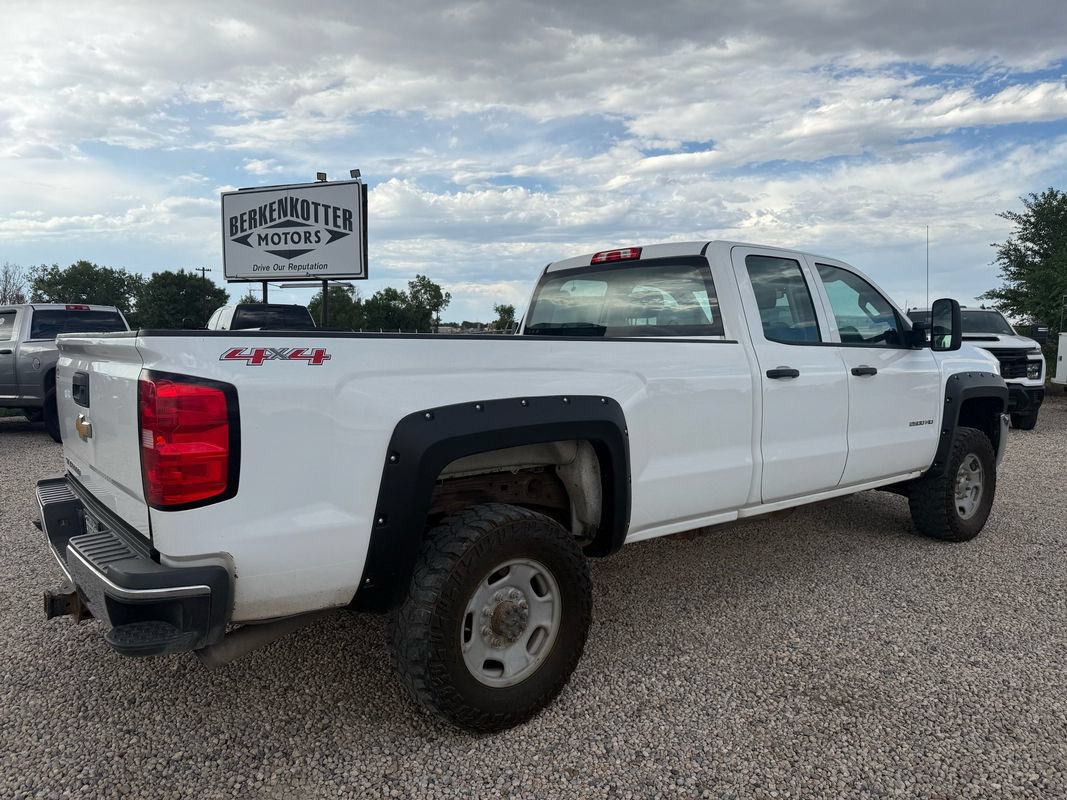 Used 2015 Chevrolet Silverado 2500 W/T AWD/4WD image 9
