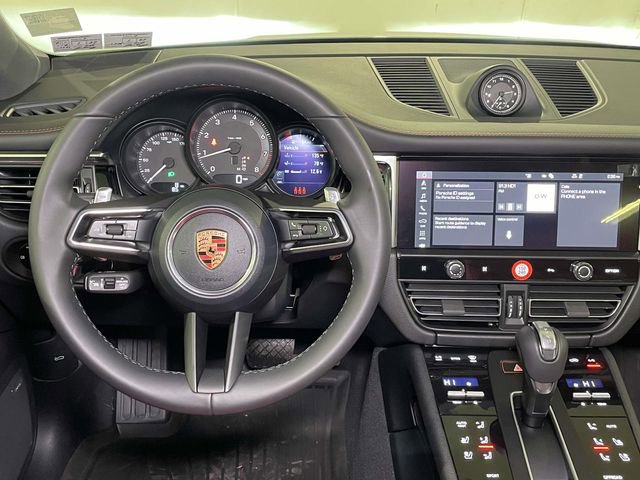 New 2026 Porsche Macan image 25