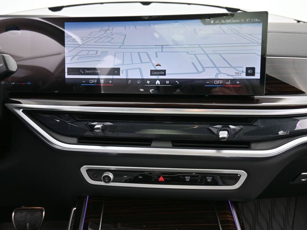 Used 2026 BMW X7 xDrive40i w/ M Sport Package image 14