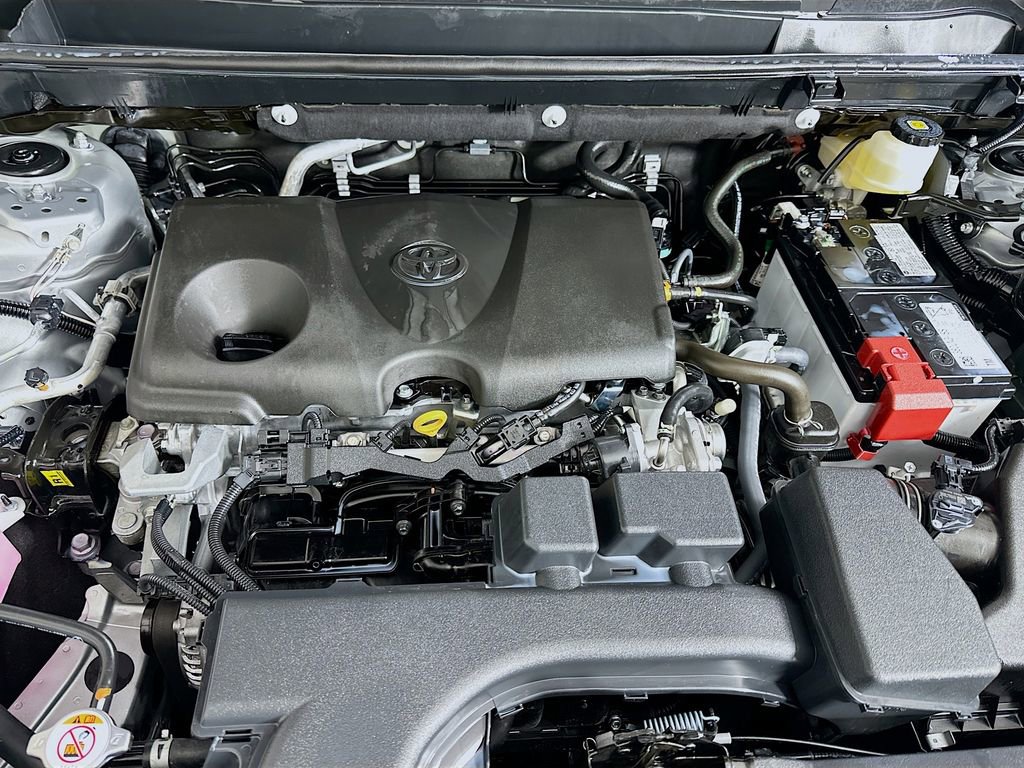 Used 2025 Toyota RAV4 LE image 30