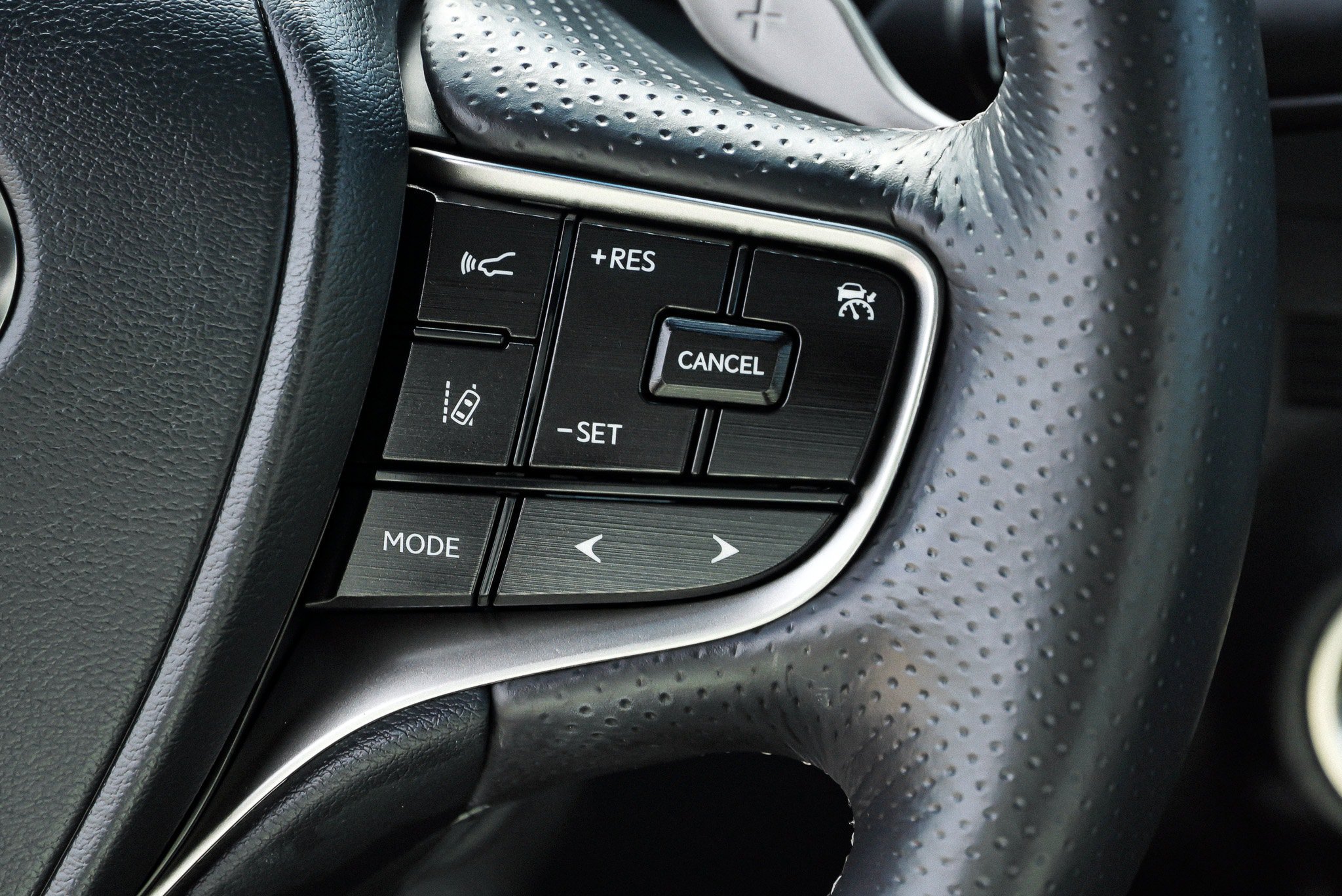 Used 2023 Lexus ES 350 F Sport w/ Accessory Package (Z2) FWD image 35