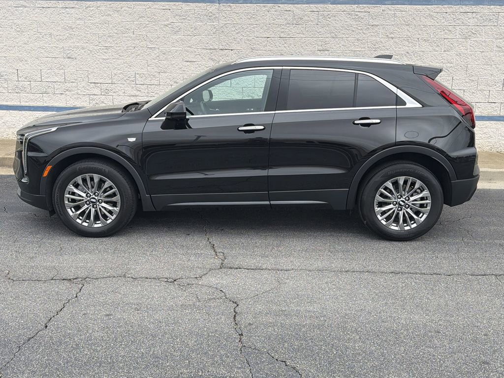 Certified 2025 Cadillac XT4 Premium Luxury w/ Technology Package image 4